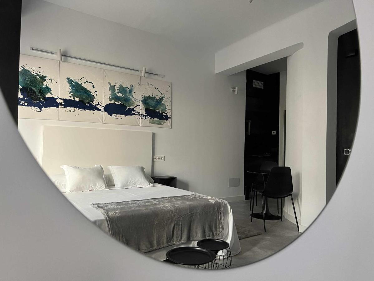 Dama Modern & Luxury Apartment Малага Екстериор снимка
